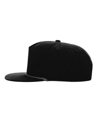 color: Black - Black